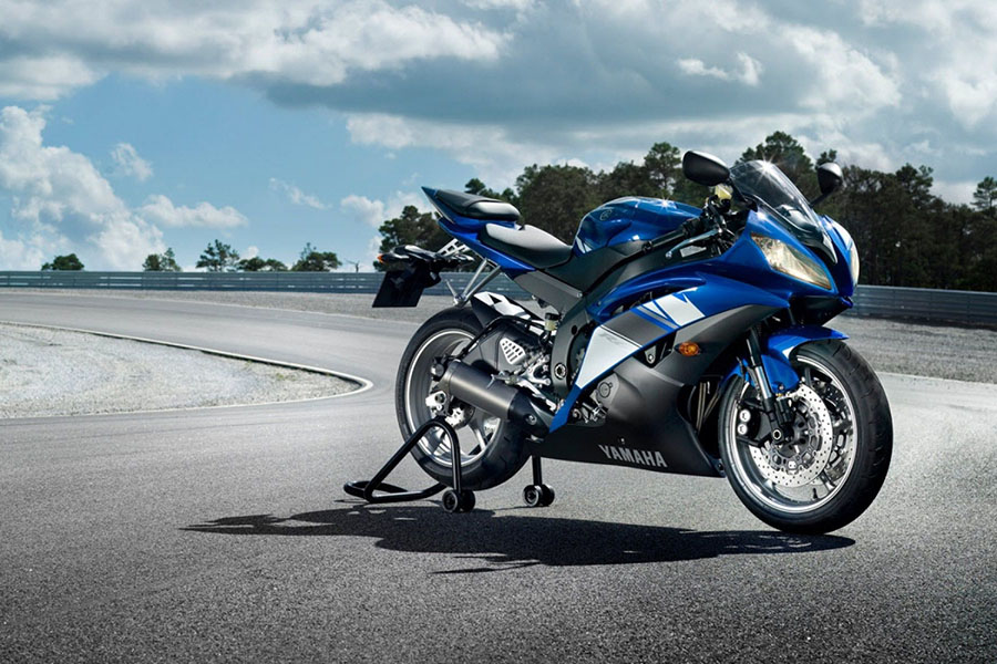 Yamaha-R1-R1M-14